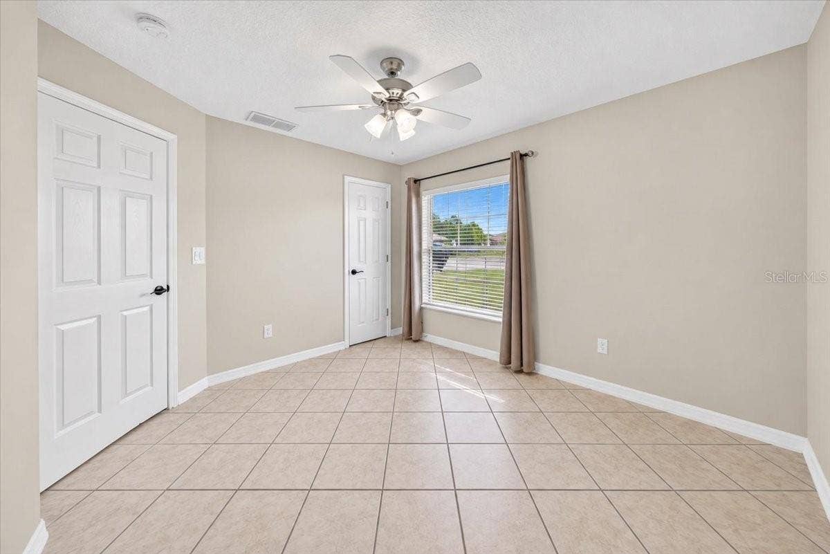 3 LEWIS DRIVE, Palm Coast, FL 32137 3 LEWIS DRIVE, Palm Coast, FL 32137