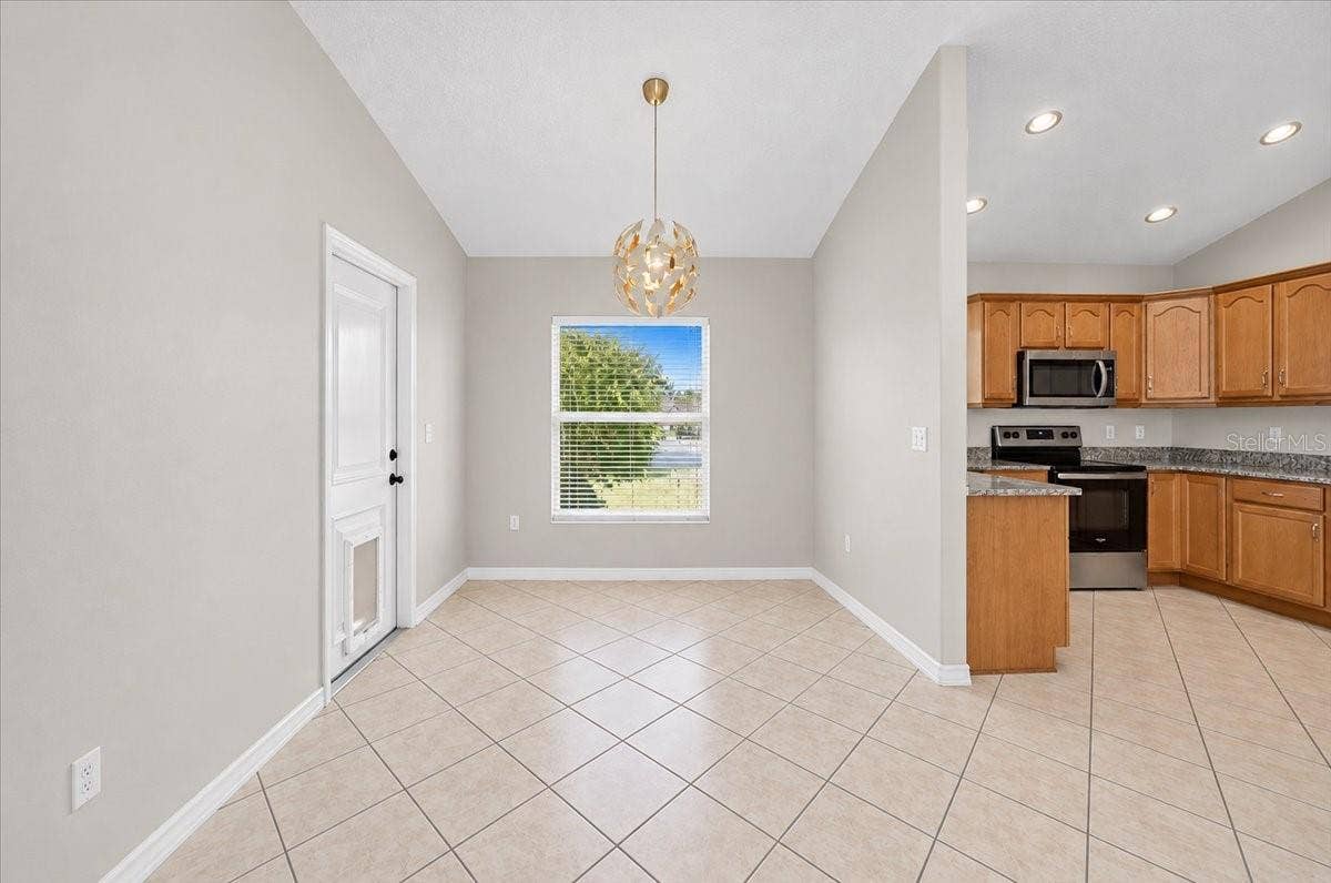 3 LEWIS DRIVE, Palm Coast, FL 32137 3 LEWIS DRIVE, Palm Coast, FL 32137