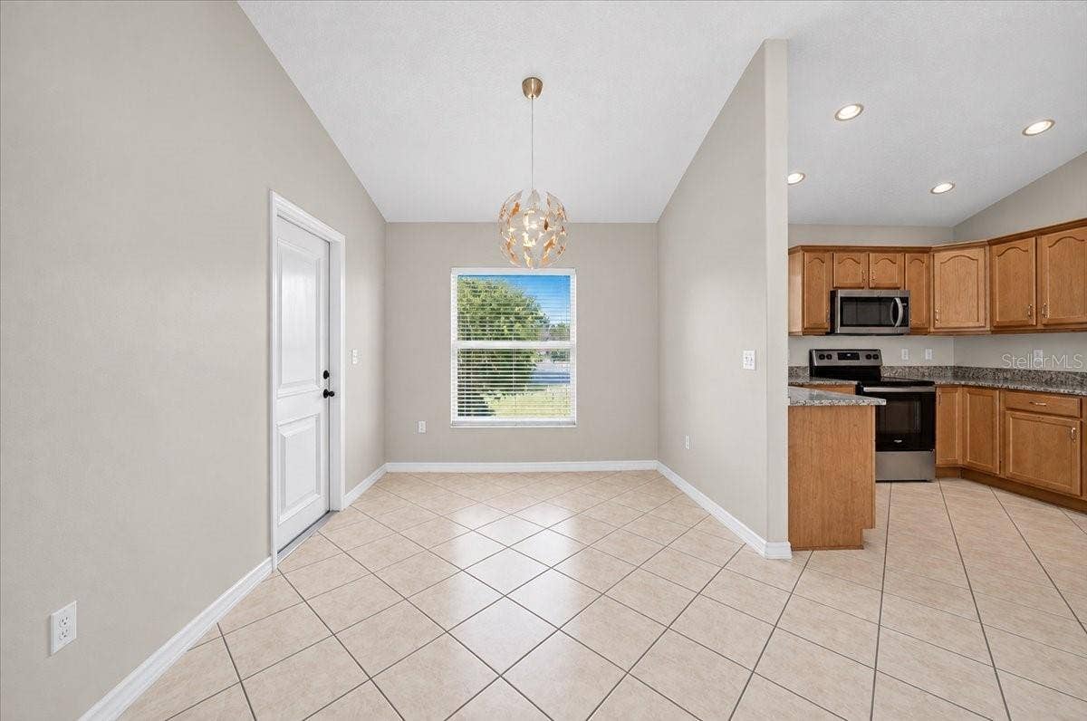 3 LEWIS DRIVE, Palm Coast, FL 32137 3 LEWIS DRIVE, Palm Coast, FL 32137