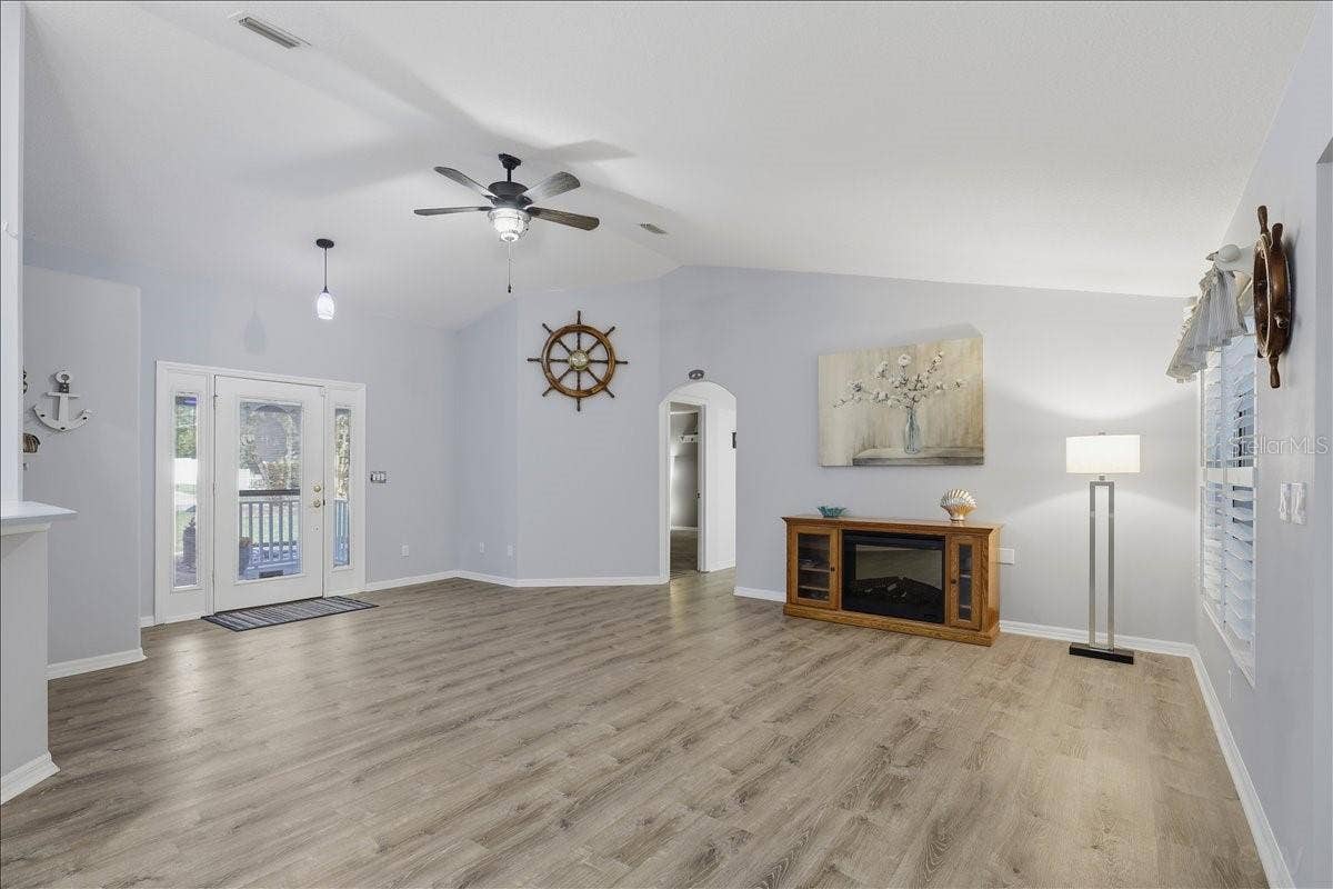 3 RYMM PLACE, Palm Coast, FL 32164 LIVINGROOM