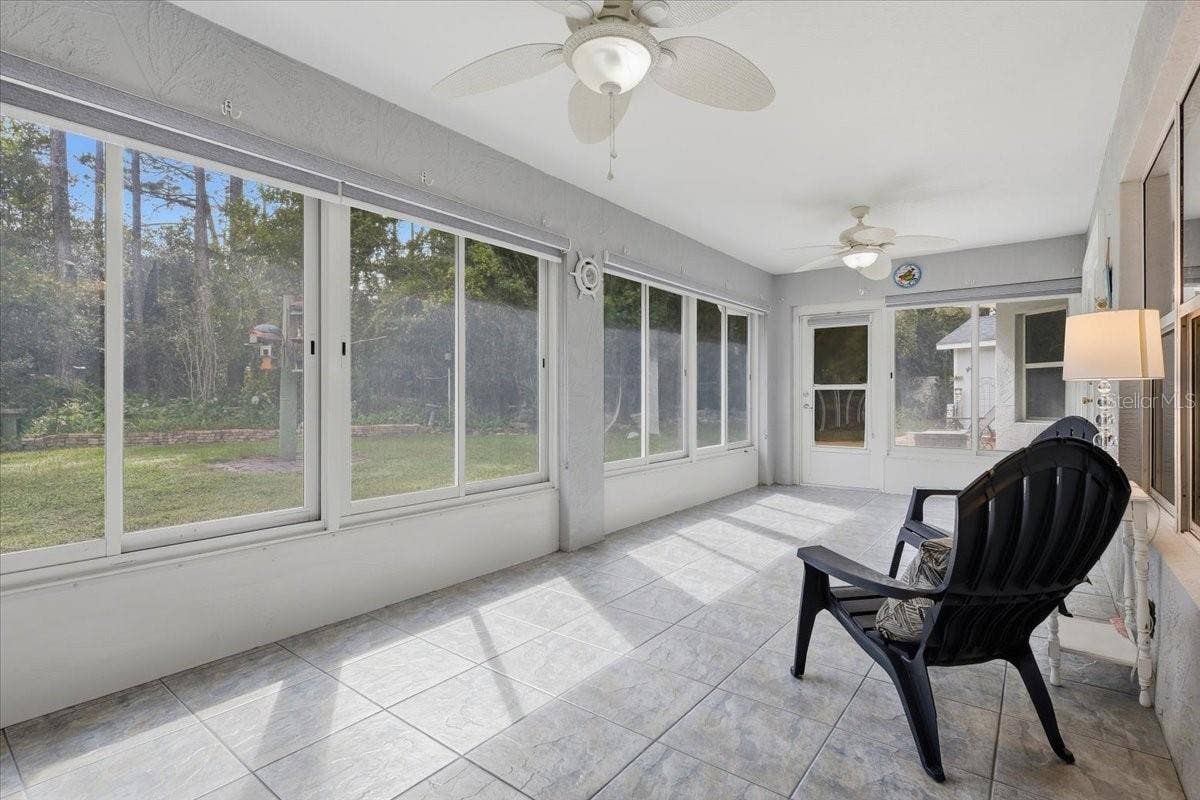 3 RYMM PLACE, Palm Coast, FL 32164 OVERSIZED ENCLOSED FLORIDA ROOM
