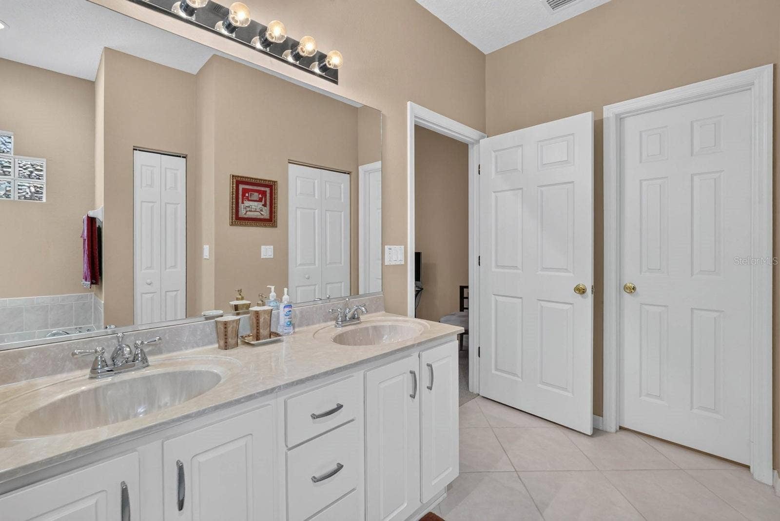 142 RAINTREE CIRCLE, Palm Coast, FL 32164 142 RAINTREE CIRCLE, Palm Coast, FL 32164