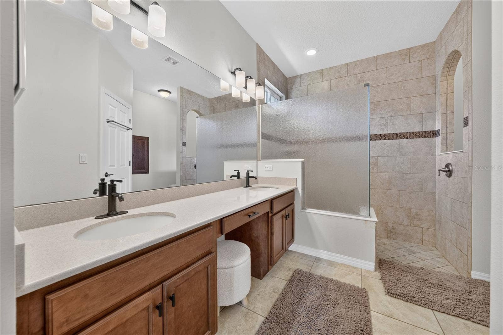 113 ARENA LAKE DRIVE, Palm Coast, FL 32137 113 ARENA LAKE DRIVE, Palm Coast, FL 32137