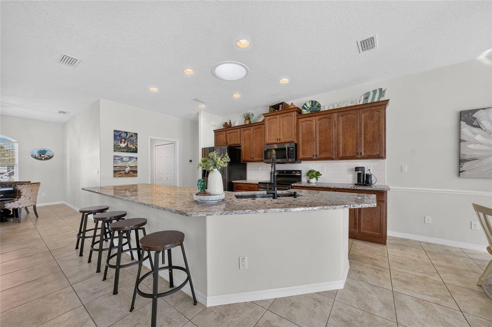 113 ARENA LAKE DRIVE, Palm Coast, FL 32137 113 ARENA LAKE DRIVE, Palm Coast, FL 32137