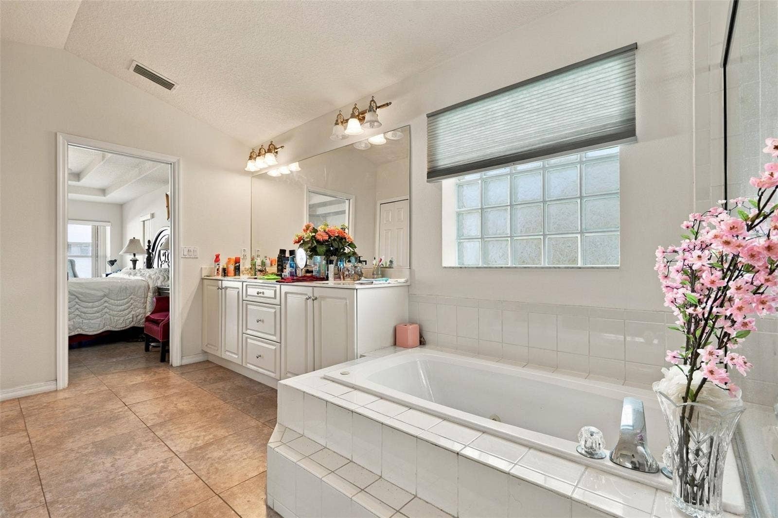 48 WATERS DRIVE, Palm Coast, FL 32164
