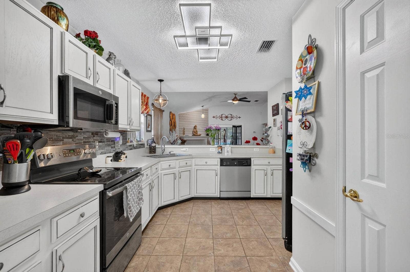 717 MACKENZIE CIRCLE, St Augustine, FL 32092 717 MACKENZIE CIRCLE, St Augustine, FL 32092