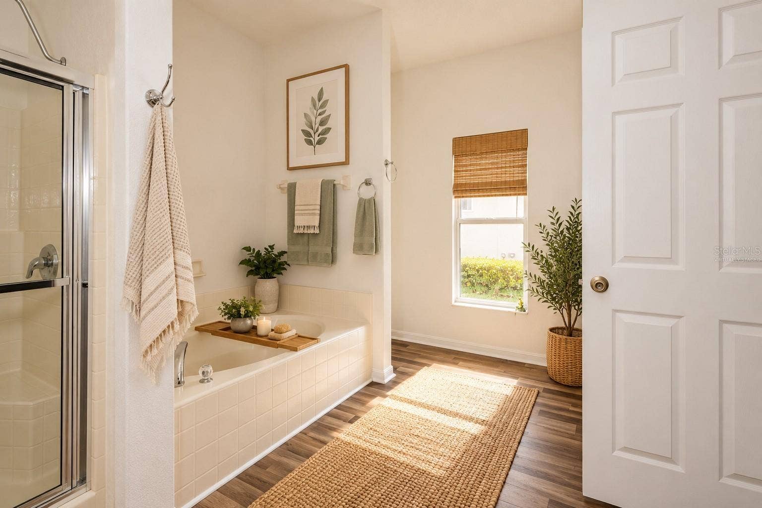 46 LLAMA TRAIL, Palm Coast, FL 32164 Virtually Staged Master Bath