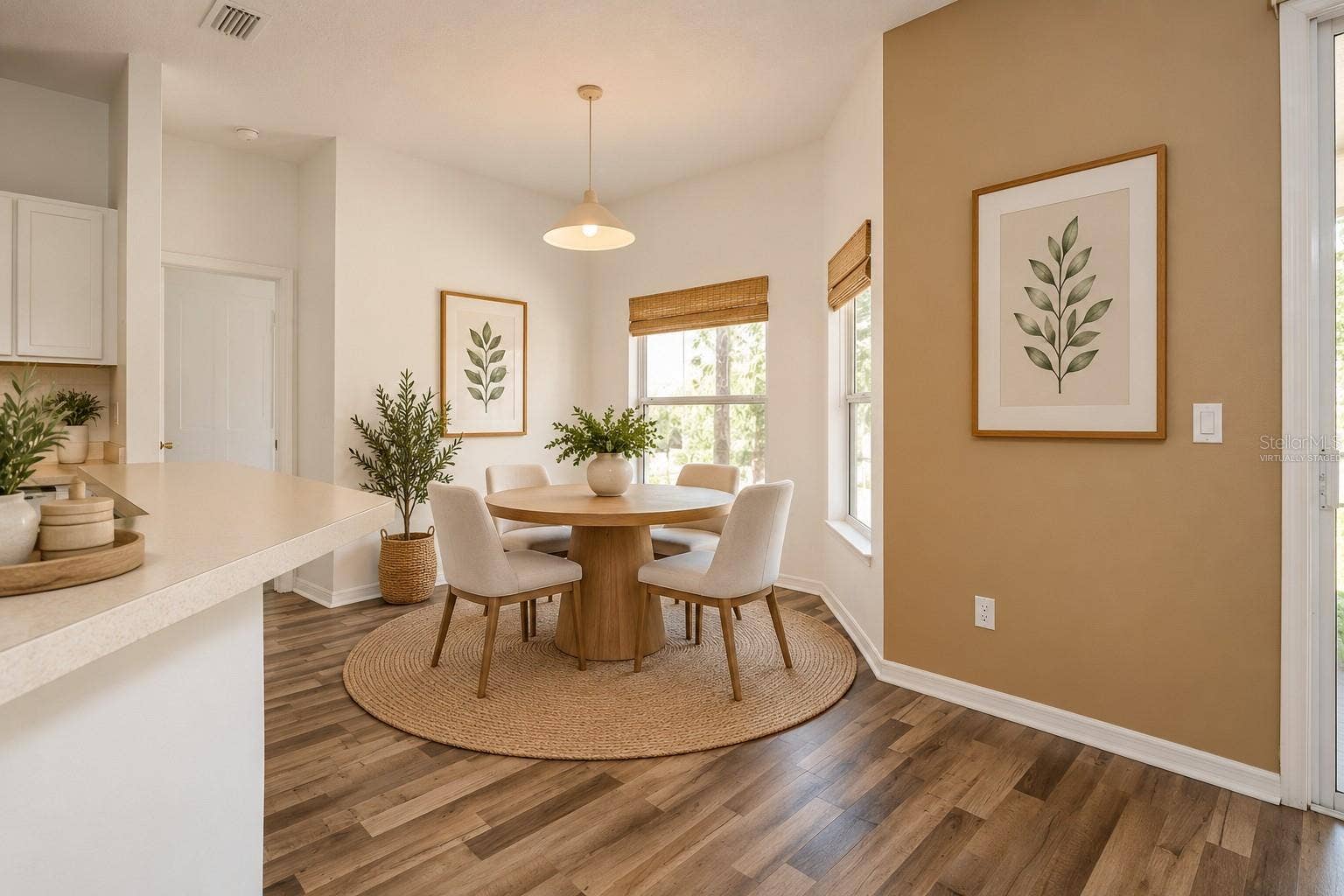 46 LLAMA TRAIL, Palm Coast, FL 32164 Virtually Staged Breakfast Nook