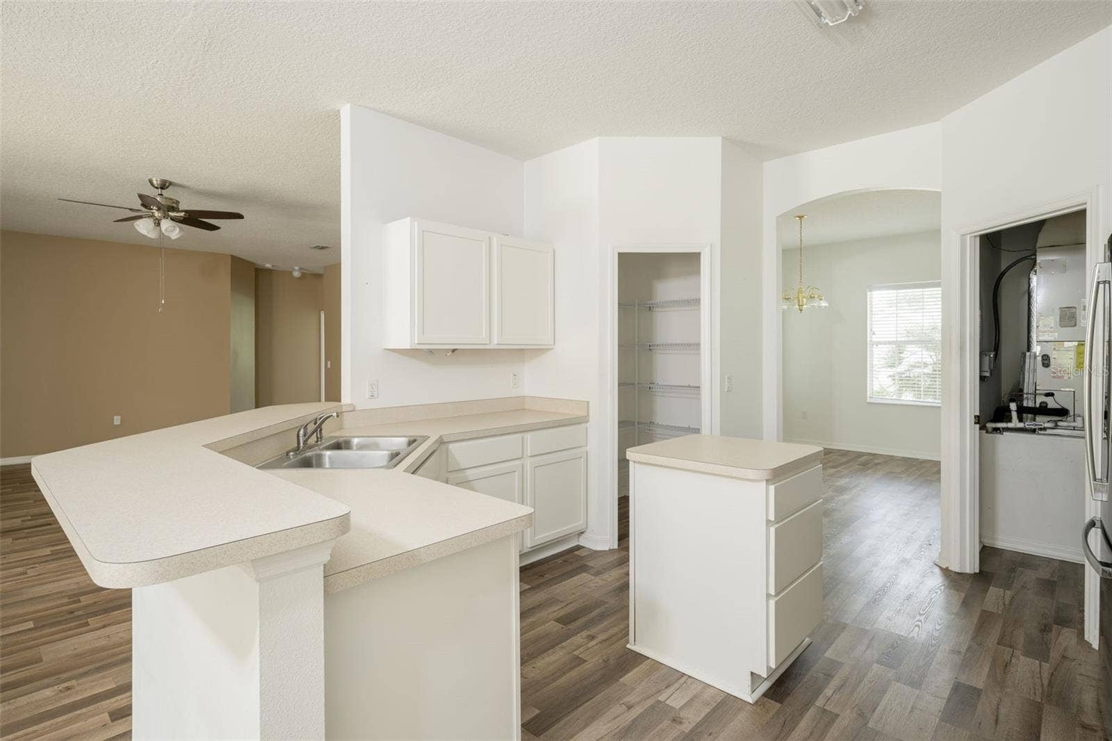46 LLAMA TRAIL, Palm Coast, FL 32164 46 LLAMA TRAIL, Palm Coast, FL 32164