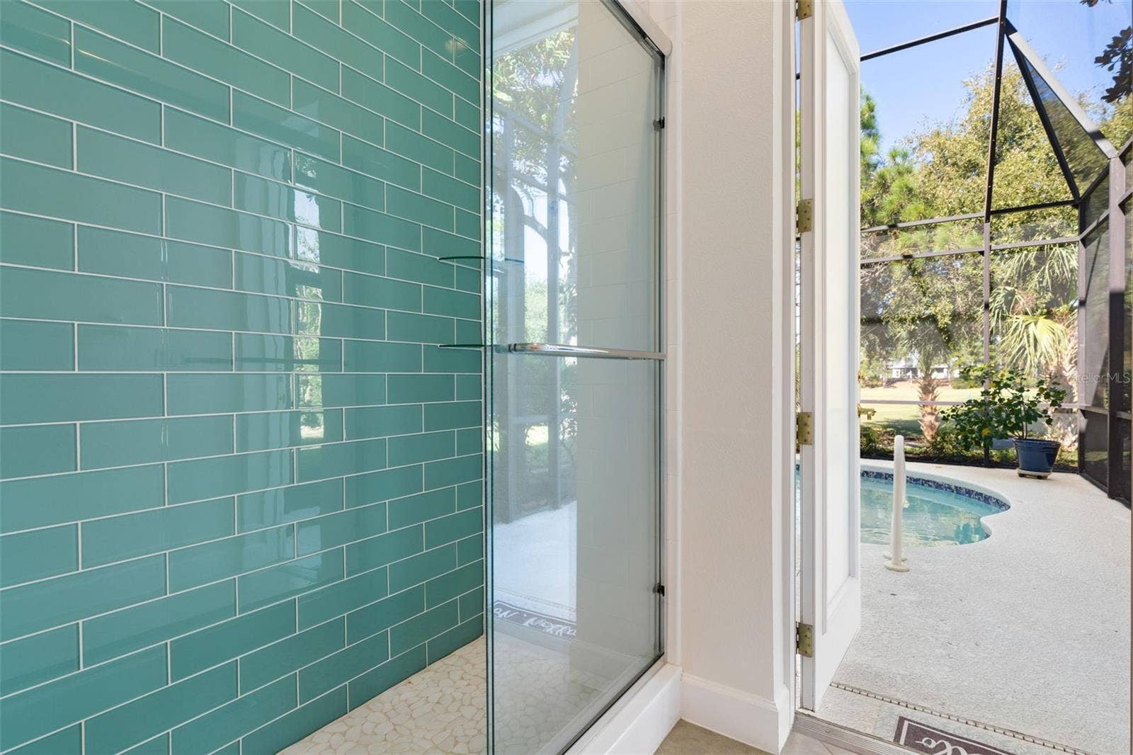 47 EASTLAKE DRIVE, Palm Coast, FL 32137 Updated Pool Bath