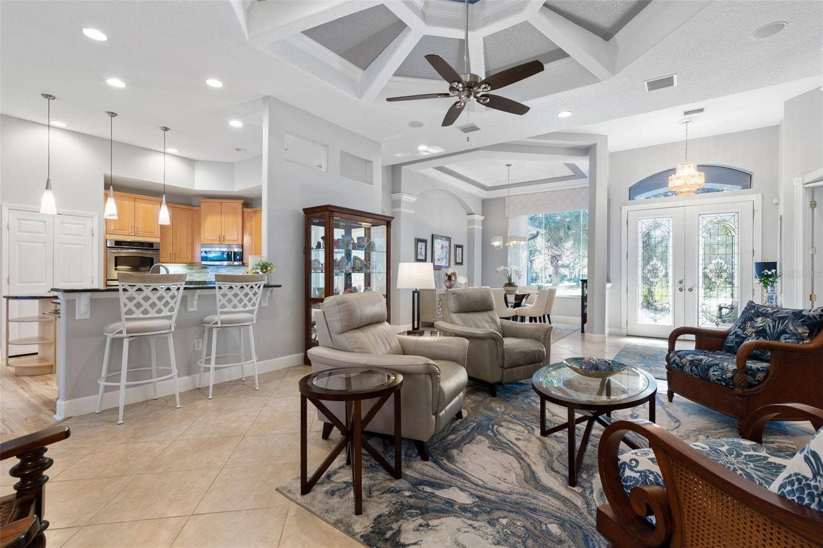 47 EASTLAKE DRIVE, Palm Coast, FL 32137 Breakfast Bar