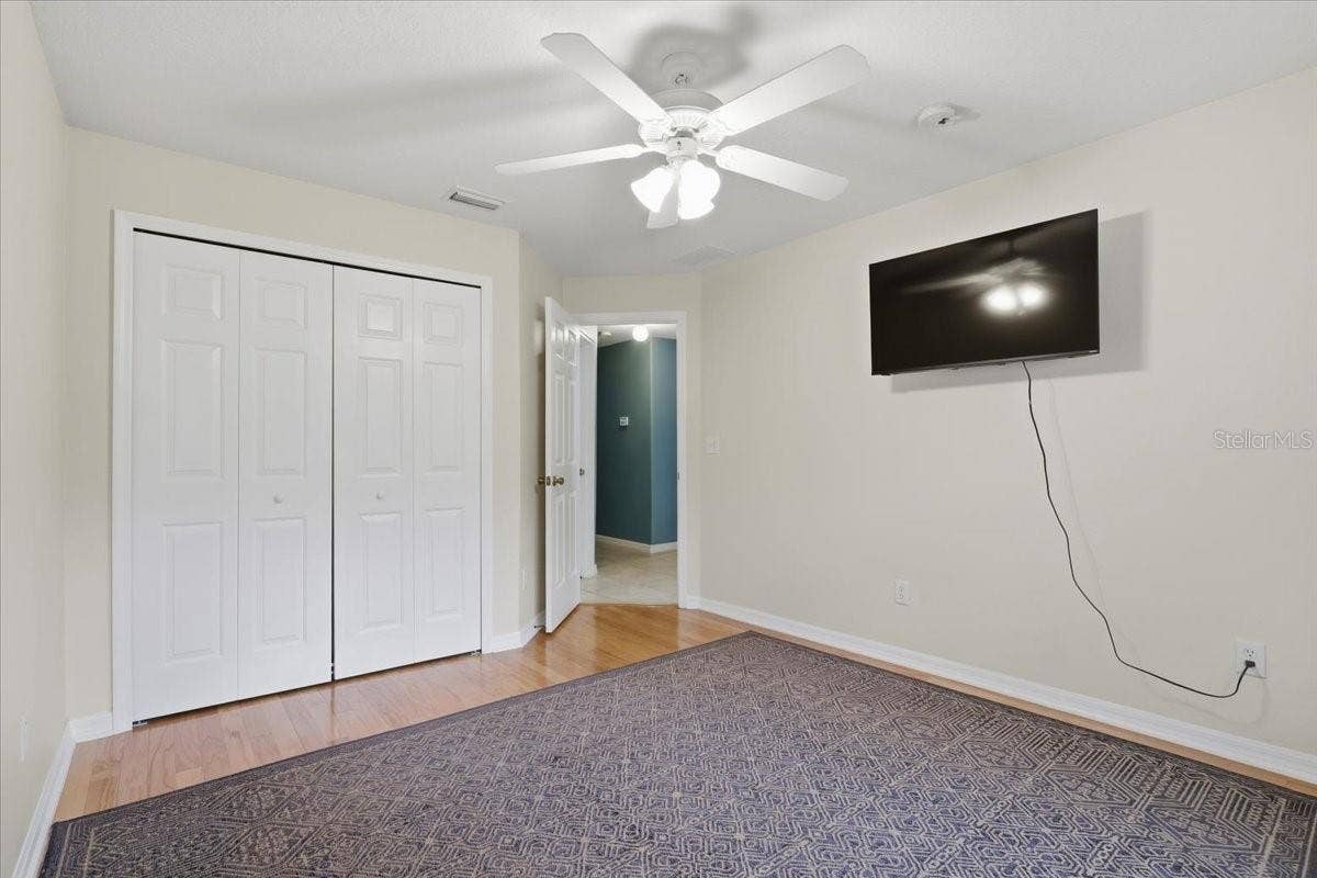 24 LEAVER DRIVE, Palm Coast, FL 32137
