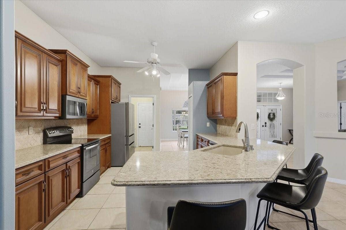 24 LEAVER DRIVE, Palm Coast, FL 32137
