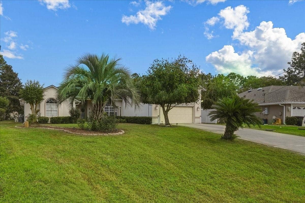 24 LEAVER DRIVE, Palm Coast, FL 32137