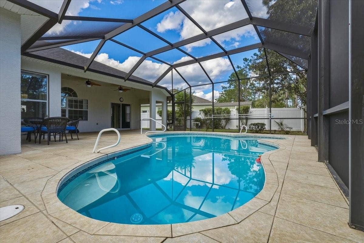 24 LEAVER DRIVE, Palm Coast, FL 32137