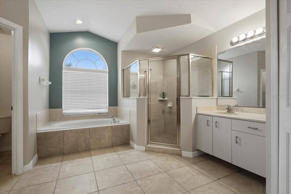 24 LEAVER DRIVE, Palm Coast, FL 32137