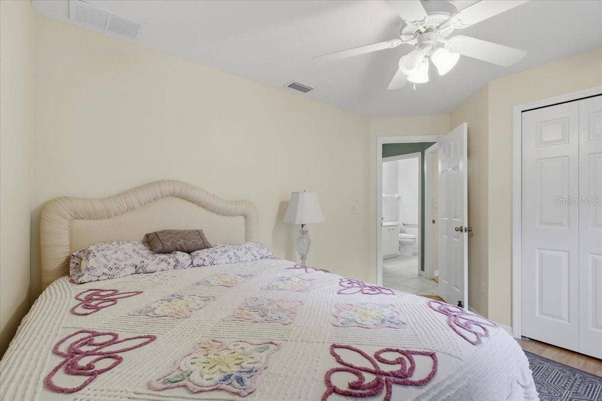 24 LEAVER DRIVE, Palm Coast, FL 32137