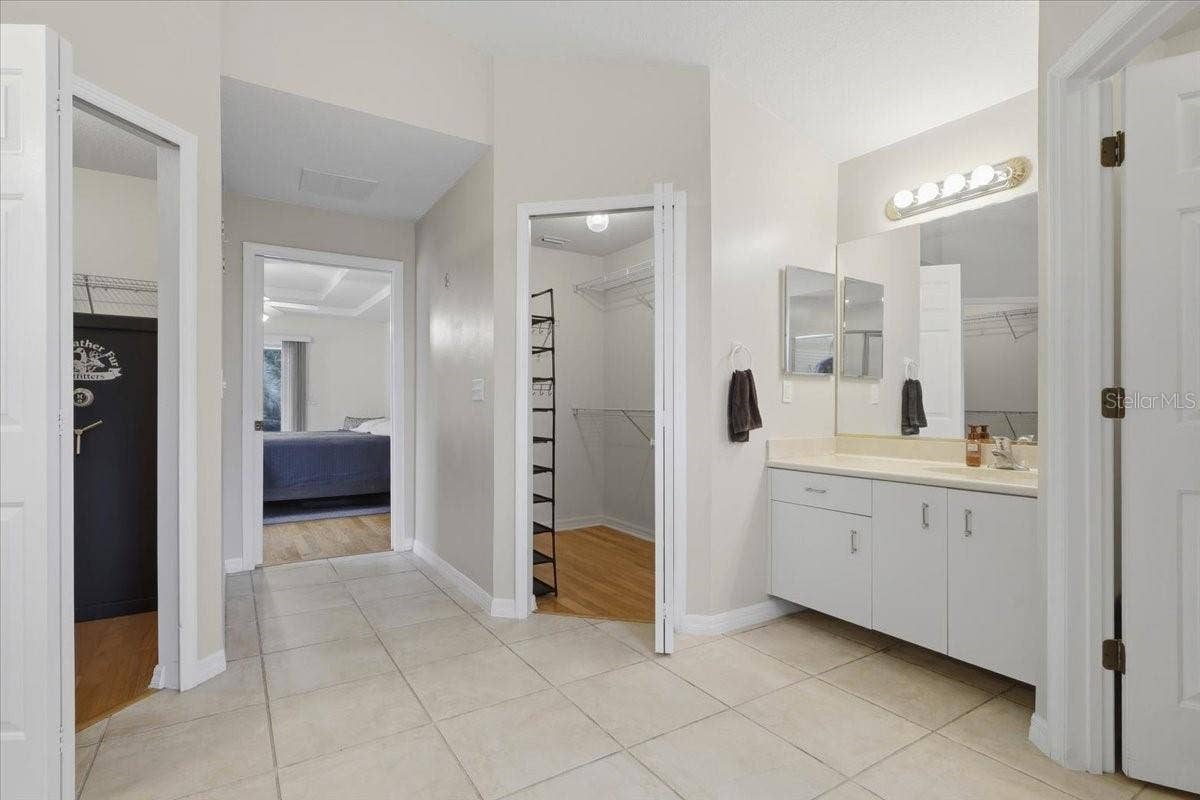 24 LEAVER DRIVE, Palm Coast, FL 32137