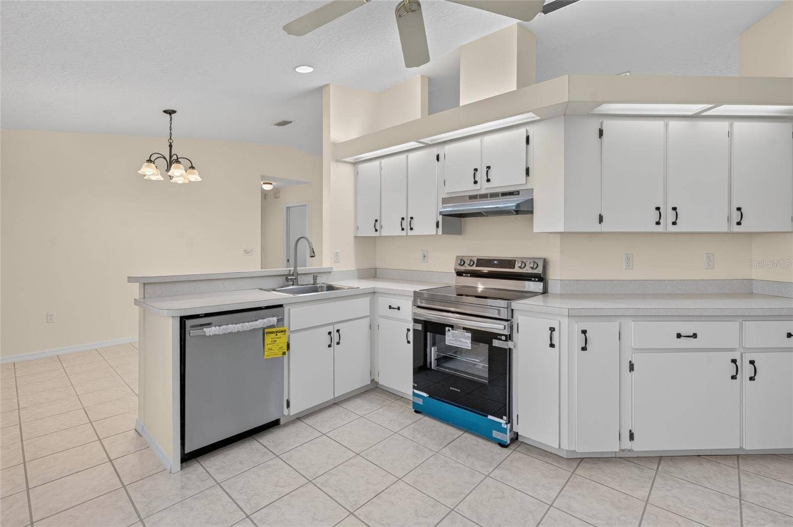 8170 SW 117TH LOOP, Ocala, FL 34481 8170 SW 117TH LOOP, Ocala, FL 34481
