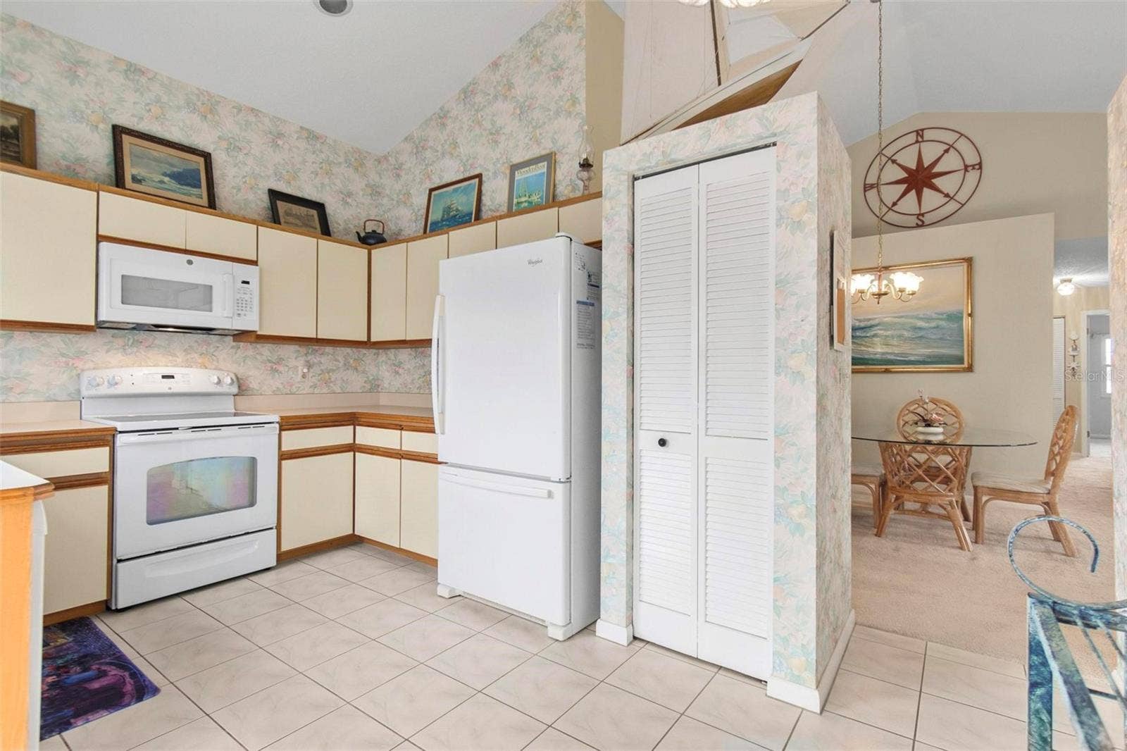 50 MEDFORD DRIVE, Palm Coast, FL 32137 Lots of storage-pantry