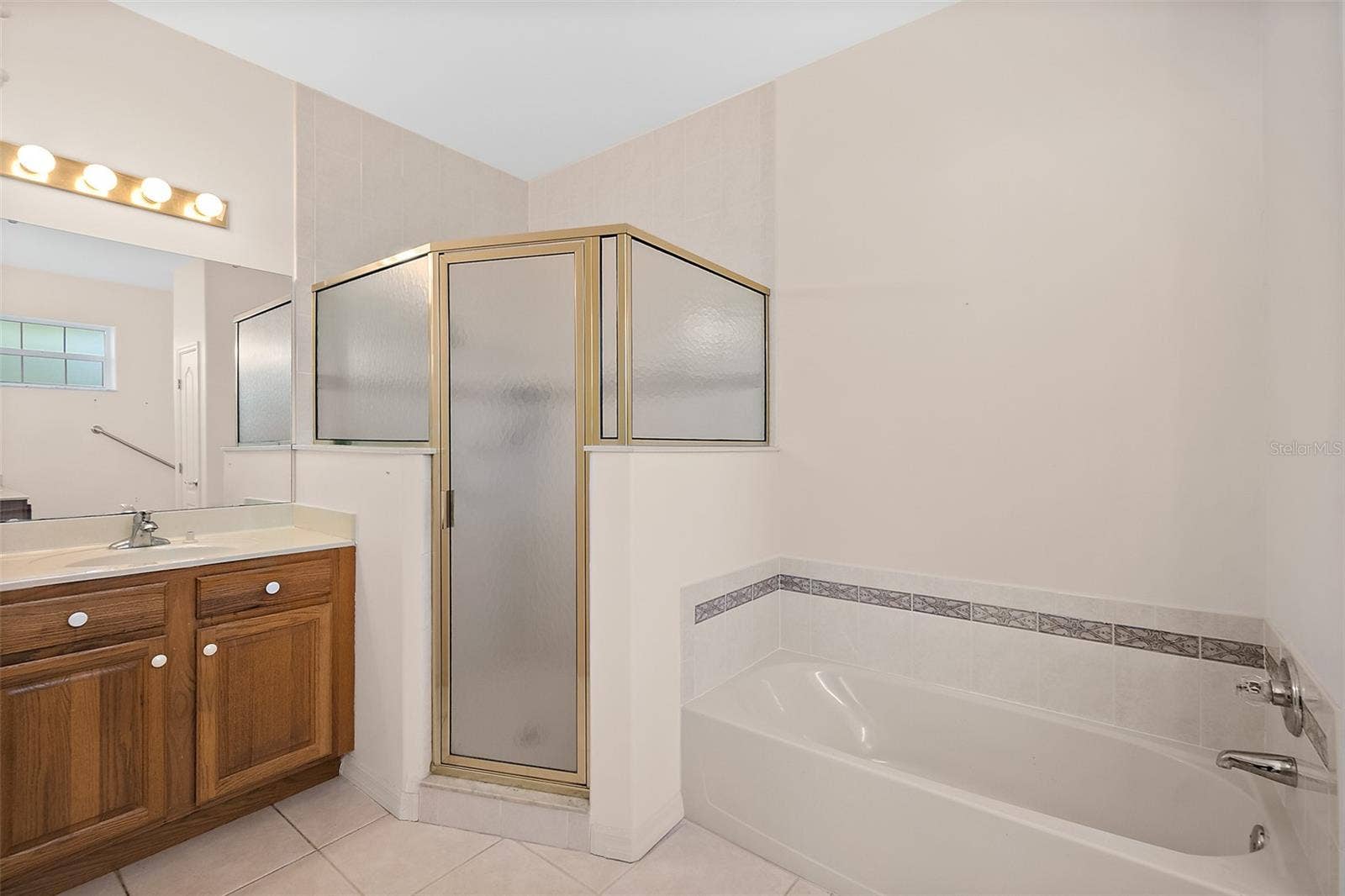 46 WHISPERING PINE DRIVE, Palm Coast, FL 32164
