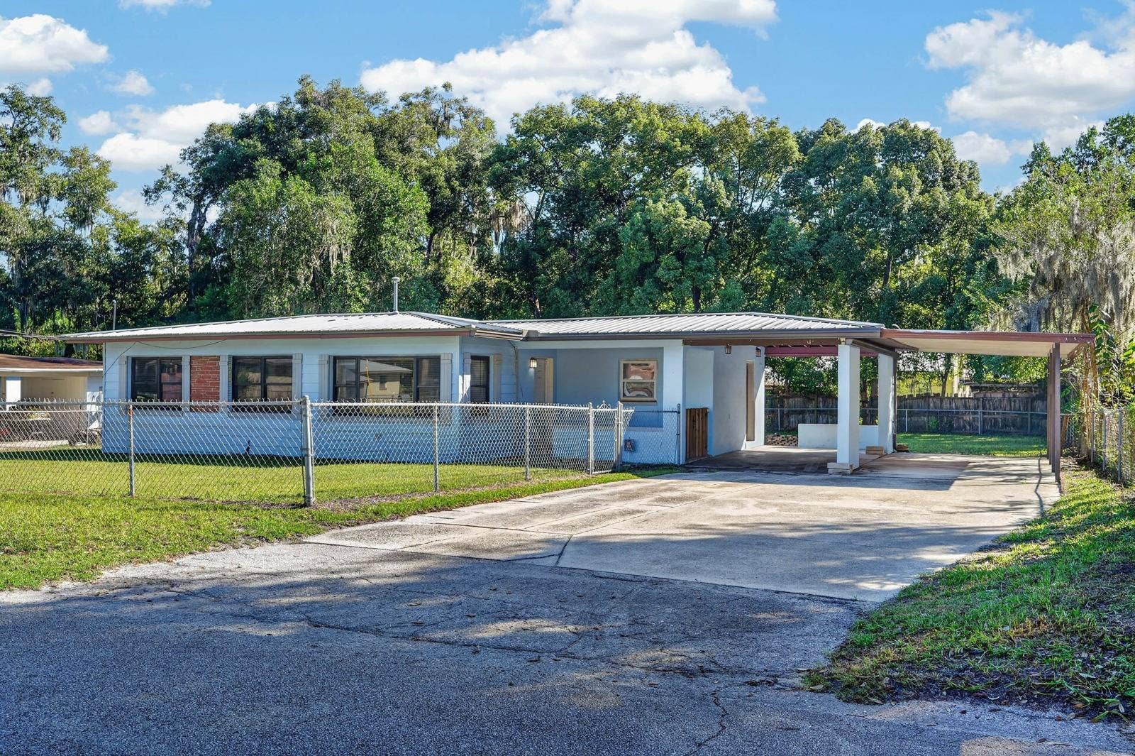 211 FERN STREET, Palatka, FL 32177 211 FERN STREET, Palatka, FL 32177