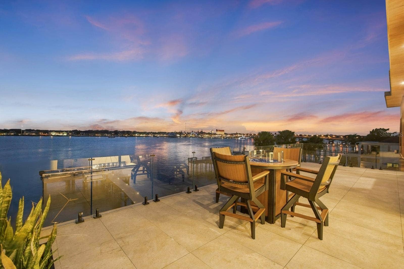 33 DOLPHIN DRIVE, St Augustine, FL 32080 33 DOLPHIN DRIVE, St Augustine, FL 32080