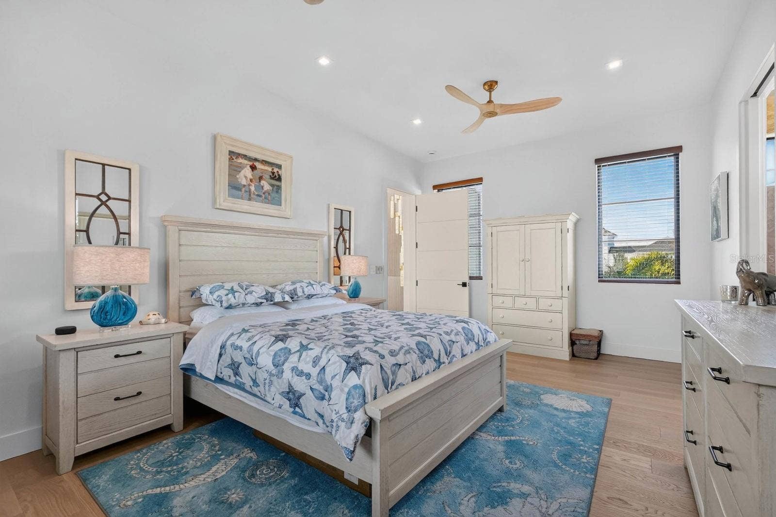 33 DOLPHIN DRIVE, St Augustine, FL 32080 33 DOLPHIN DRIVE, St Augustine, FL 32080