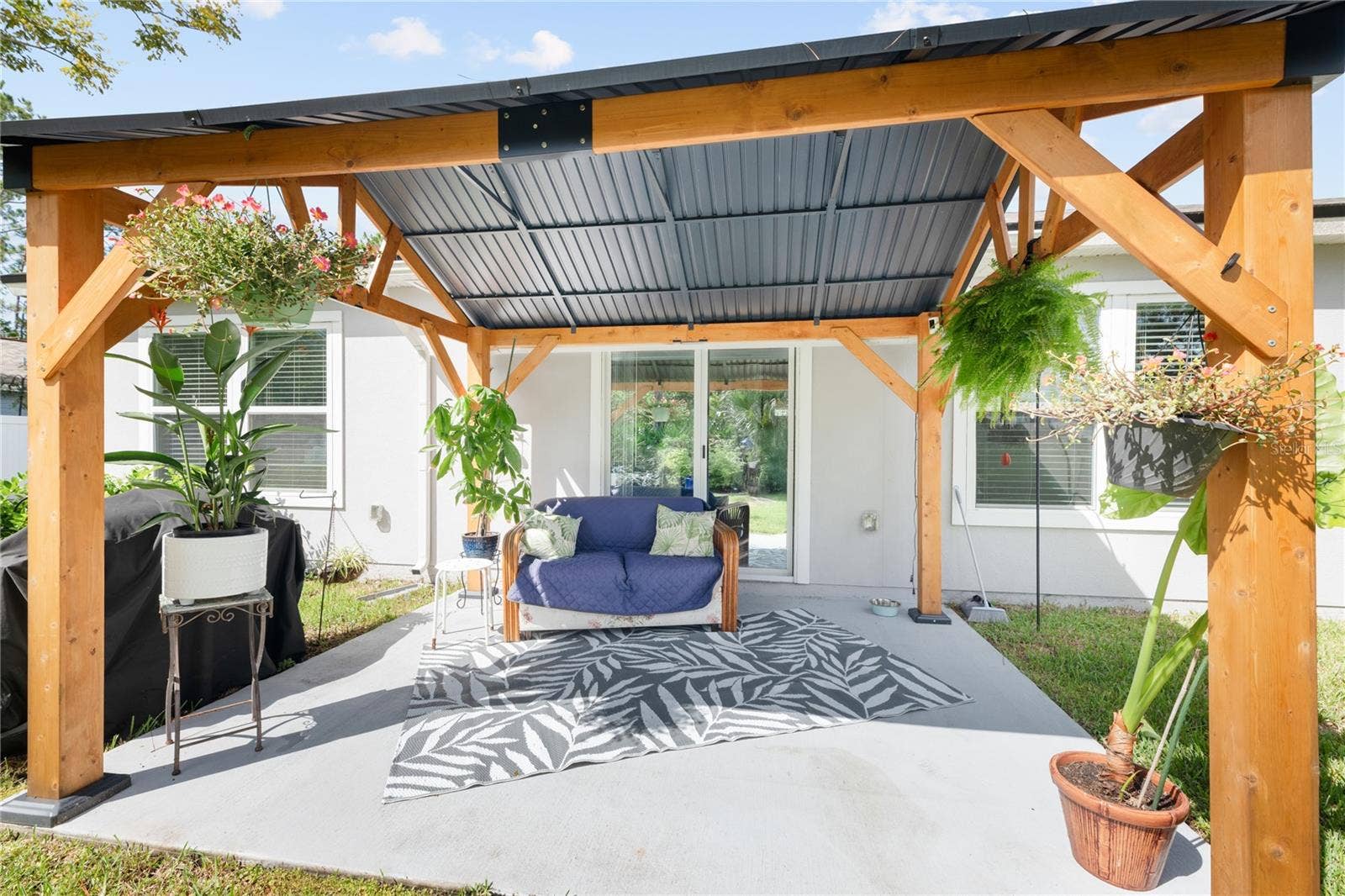 98 RAEMOOR DRIVE, Palm Coast, FL 32164 98 RAEMOOR DRIVE, Palm Coast, FL 32164
