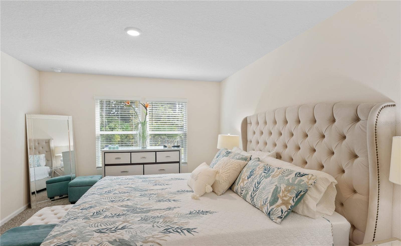 98 RAEMOOR DRIVE, Palm Coast, FL 32164 98 RAEMOOR DRIVE, Palm Coast, FL 32164