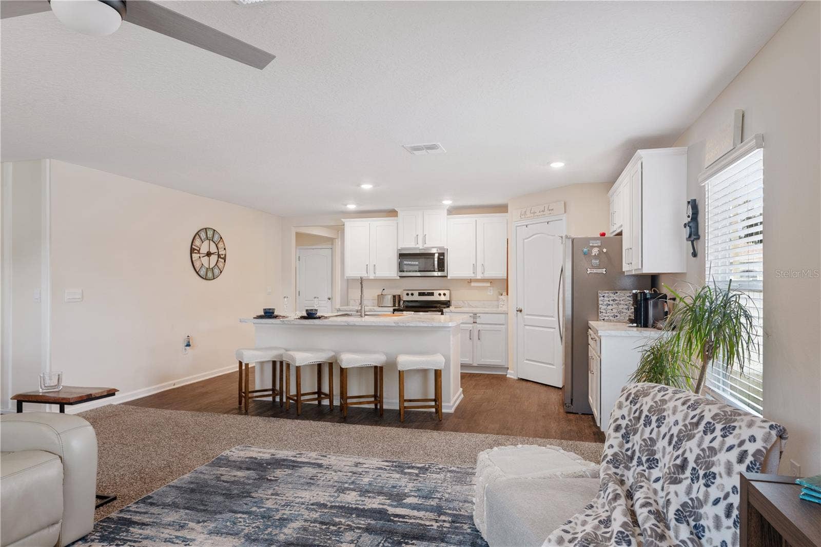 98 RAEMOOR DRIVE, Palm Coast, FL 32164 98 RAEMOOR DRIVE, Palm Coast, FL 32164