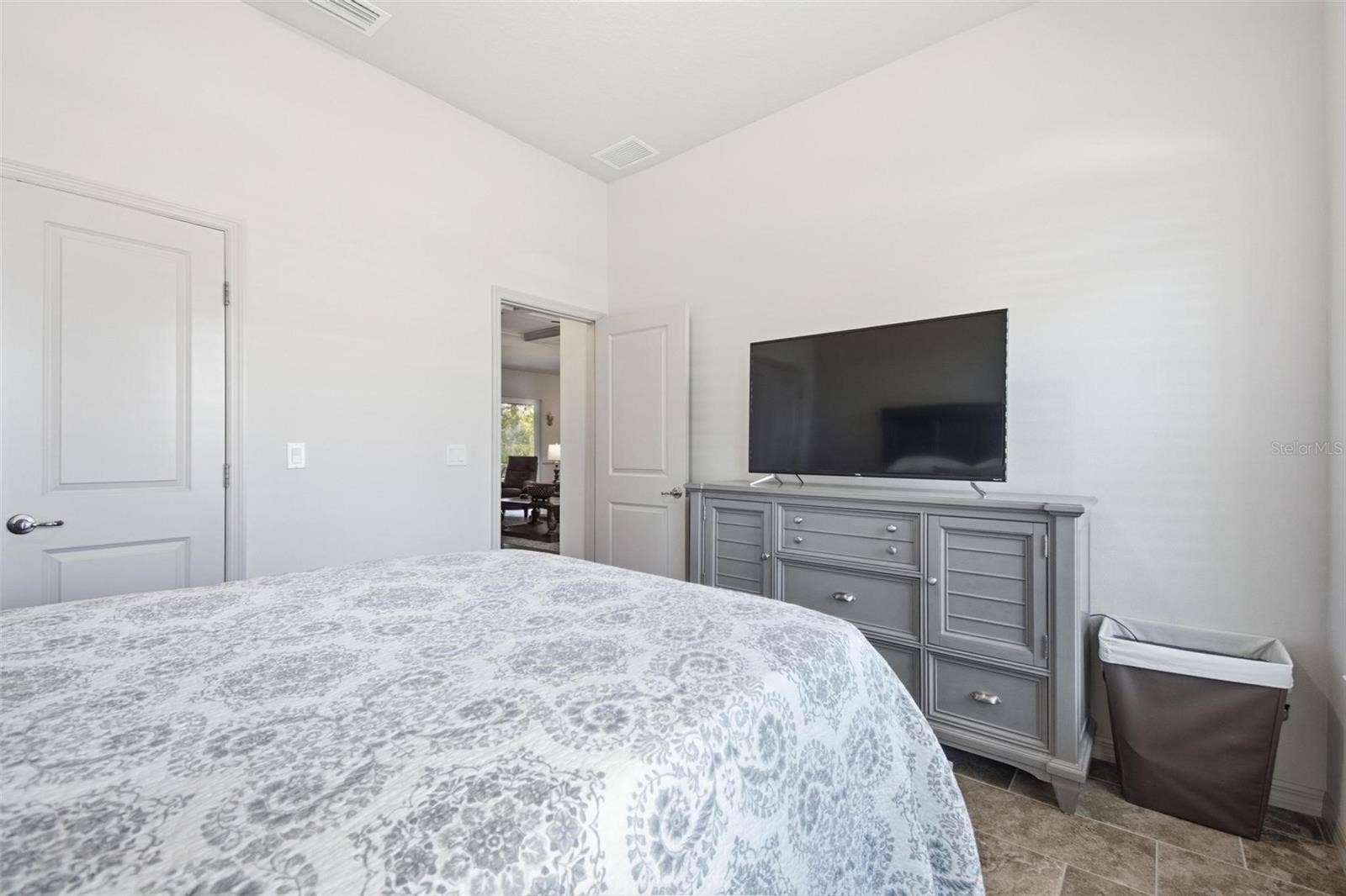 68 GRAHAM WOODS PLACE, Palm Coast, FL 32137 68 GRAHAM WOODS PLACE, Palm Coast, FL 32137