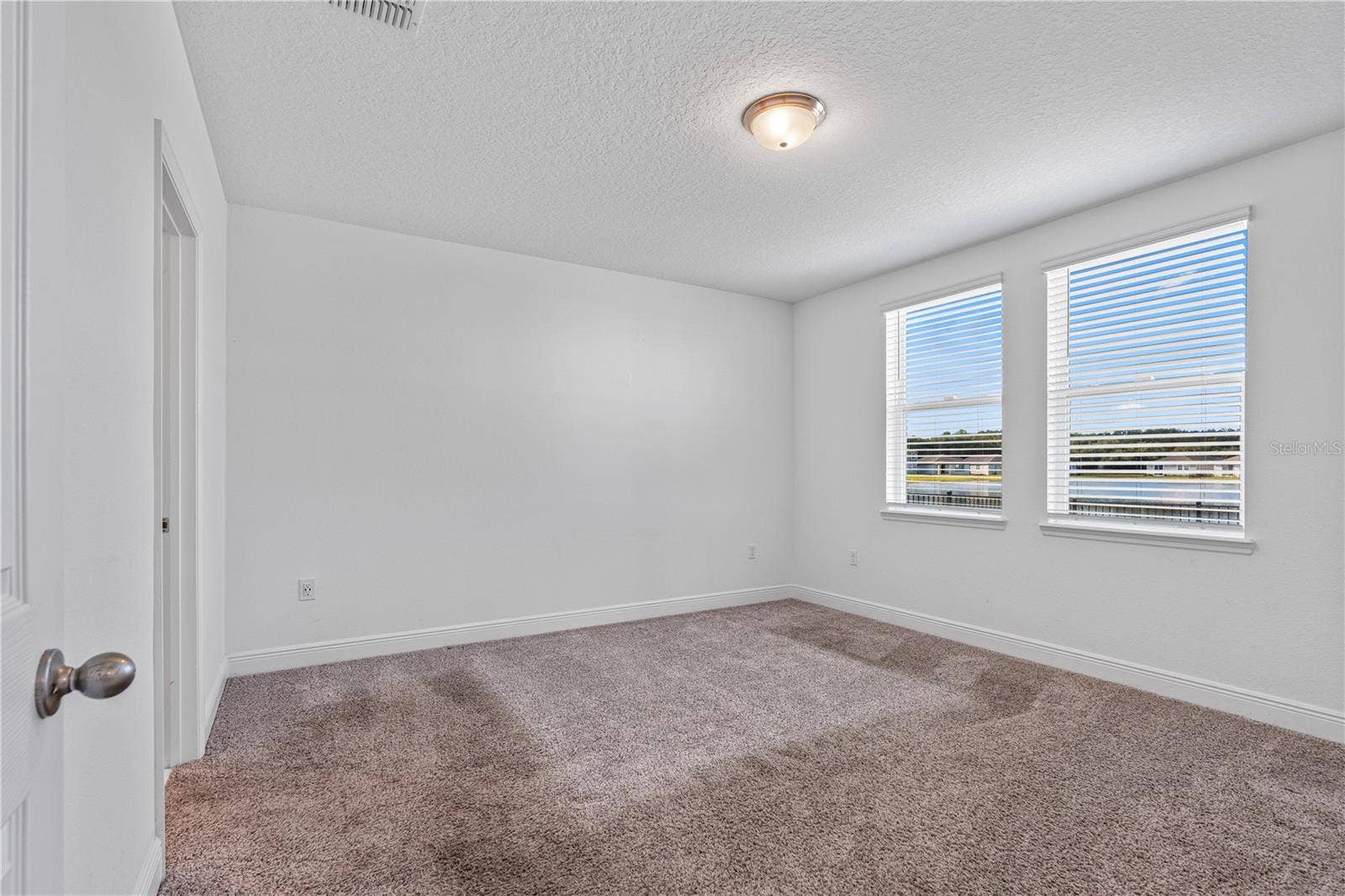 157 LINKS TERRACE BOULEVARD, Daytona Beach, FL 32124 157 LINKS TERRACE BOULEVARD, Daytona Beach, FL 32124