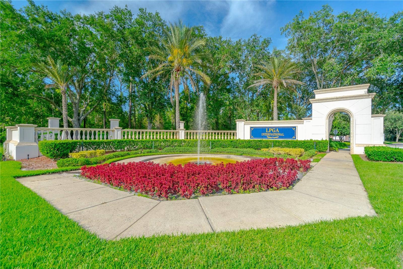 157 LINKS TERRACE BOULEVARD, Daytona Beach, FL 32124 157 LINKS TERRACE BOULEVARD, Daytona Beach, FL 32124