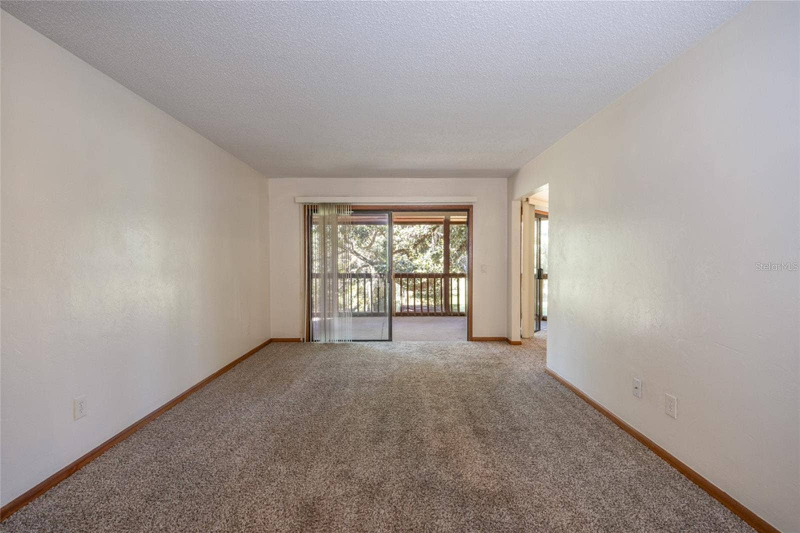 12 FAIRWAYS CIRCLE, #12, Palm Coast, FL 32137