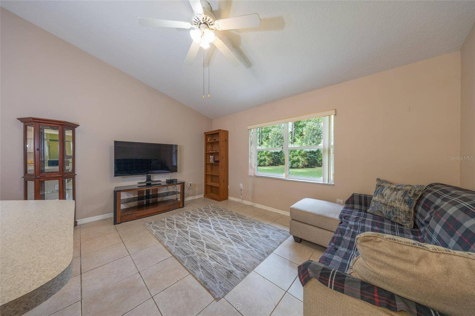 52 BREN MAR LANE, Palm Coast, FL 32137 52 BREN MAR LANE, Palm Coast, FL 32137