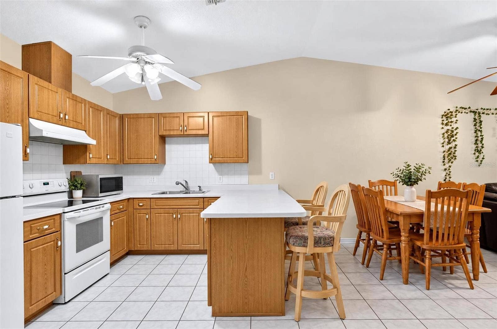 3044 INDIA PALM DRIVE, Edgewater, FL 32141 3044 INDIA PALM DRIVE, Edgewater, FL 32141