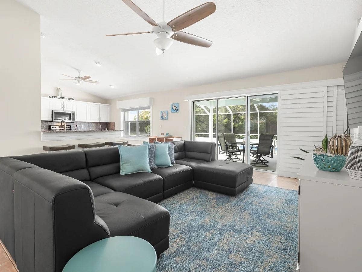 19 MAHOE DRIVE N, Palm Coast, FL 32137