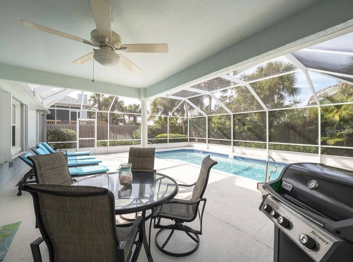 19 MAHOE DRIVE N, Palm Coast, FL 32137
