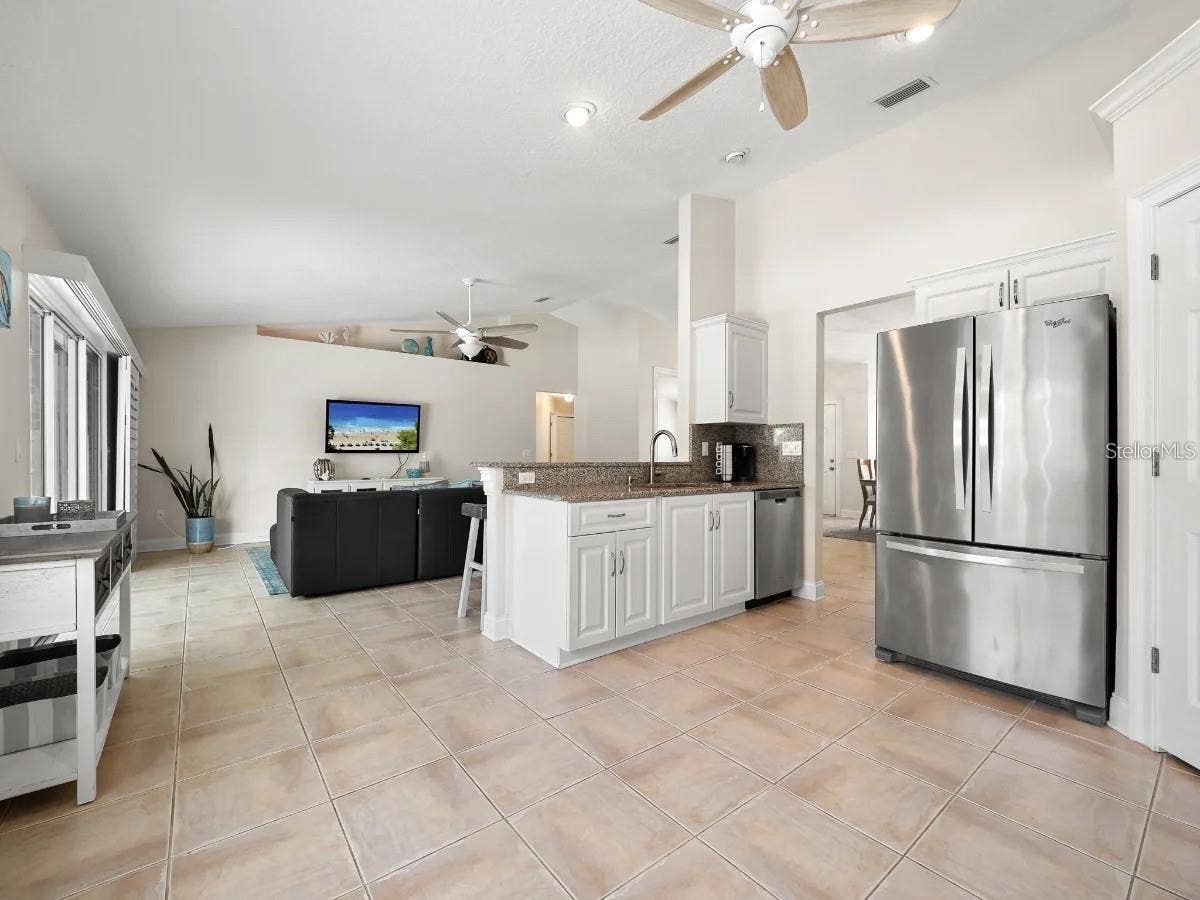 19 MAHOE DRIVE N, Palm Coast, FL 32137