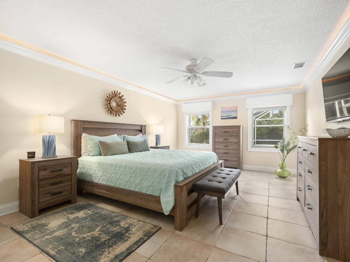 19 MAHOE DRIVE N, Palm Coast, FL 32137
