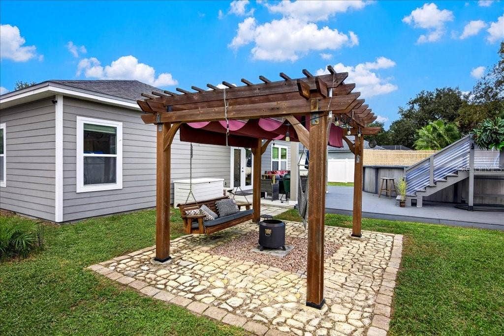 30 RANWOOD LANE, Palm Coast, FL 32164 30 RANWOOD LANE, Palm Coast, FL 32164