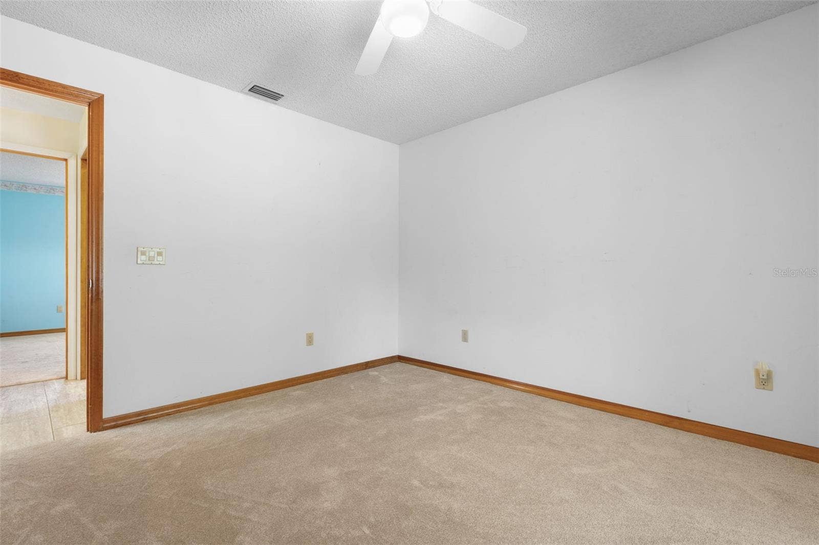 11 WILMONT PLACE, Palm Coast, FL 32164 11 WILMONT PLACE, Palm Coast, FL 32164