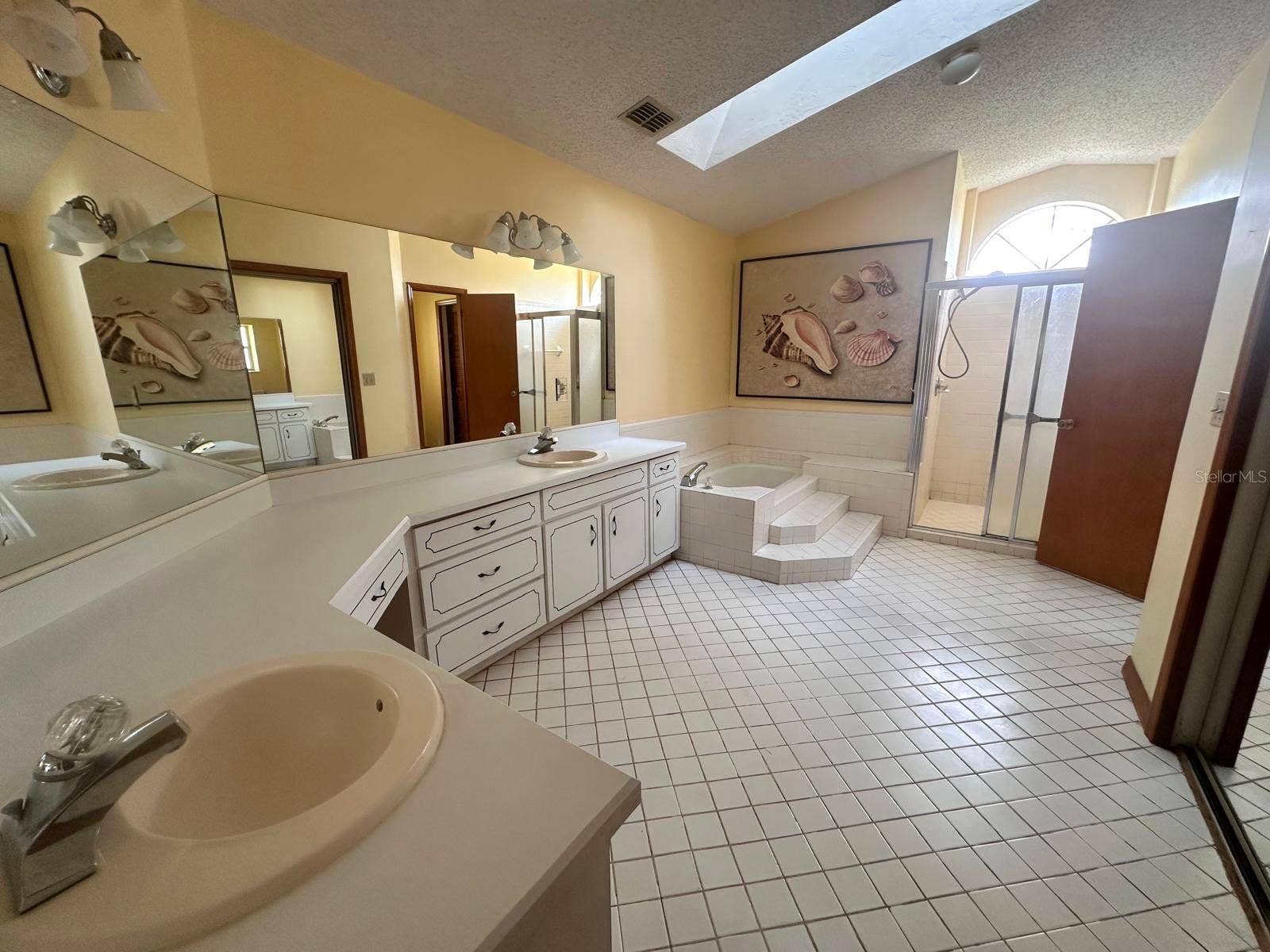 1 WINDSOR PLACE, Palm Coast, FL 32164