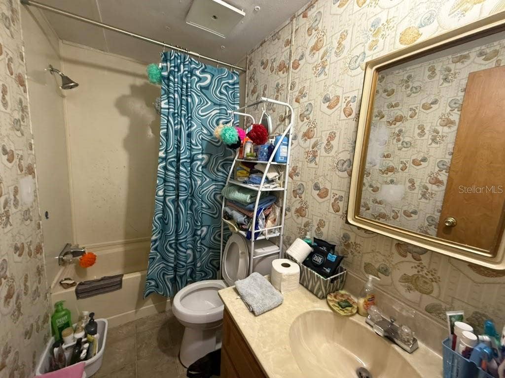 1914 WOODCREST DRIVE, Ormond Beach, FL 32174 1914 WOODCREST DRIVE, Ormond Beach, FL 32174