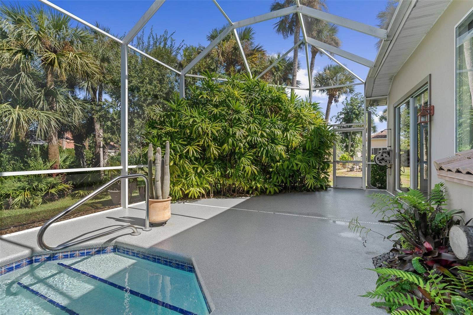 993 MORI COURT, Port Orange, FL 32127 Lanai/Pool