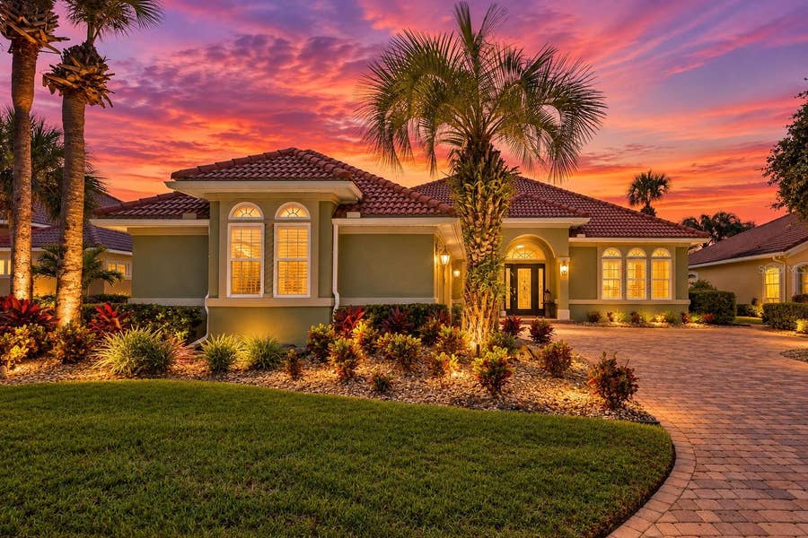 Property photo for 28 OAK VIEW CIRCLE E, Palm Coast, FL