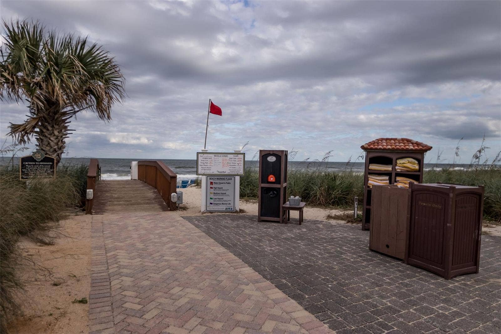 28 OAK VIEW CIRCLE E, Palm Coast, FL 32137 28 OAK VIEW CIRCLE E, Palm Coast, FL 32137