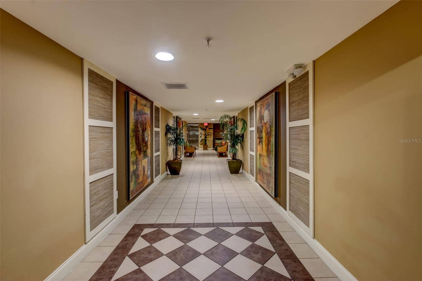 28 OAK VIEW CIRCLE E, Palm Coast, FL 32137 28 OAK VIEW CIRCLE E, Palm Coast, FL 32137
