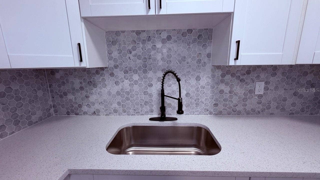 5628 BELAFONTE DRIVE, Jacksonville, FL 32209